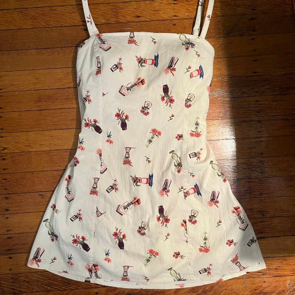 NWT Cream & Flowers A&F Bra-Free Everyday Skort | Off-White Floral Romper Dress